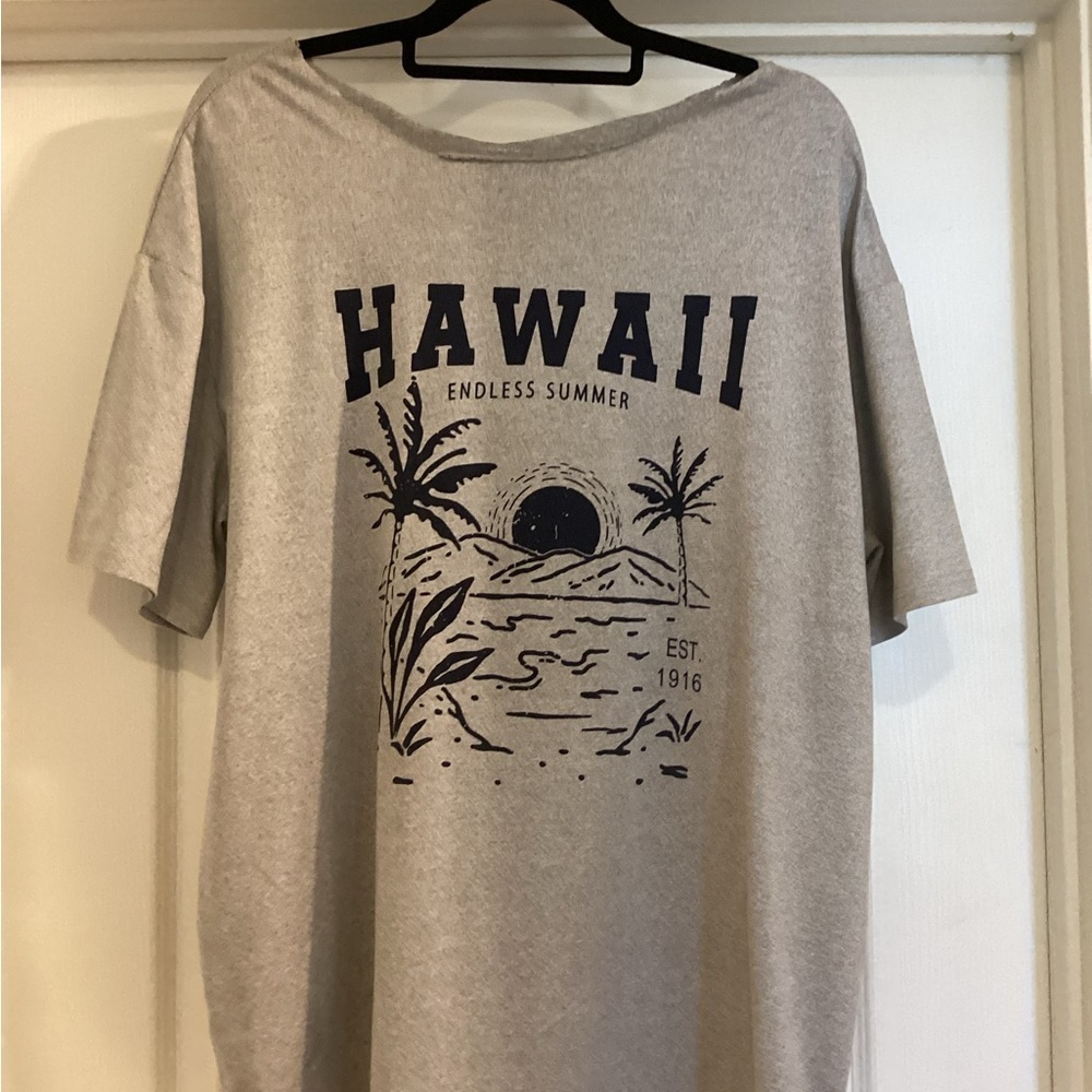 Gray & Navy Hawaii Raw Crew Neck Graphic T-Shirt